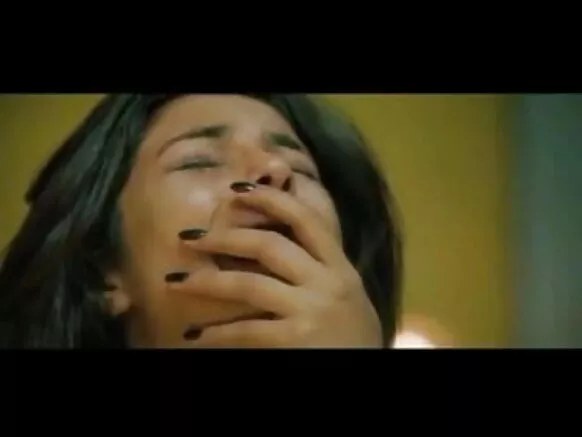 Chopra muuqaalka galmada dabada iyo gabadheeda.